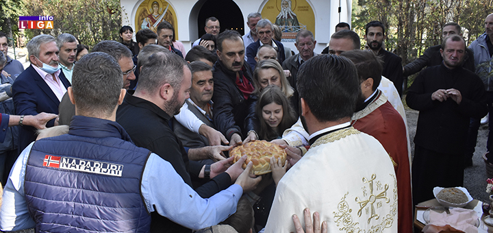 IL-Slava-crkva-u-Prilikama-2 Apel građanima da strpljivo i uz poštovanje mera prekade slavske kolače