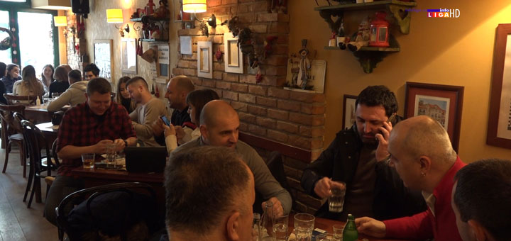 IL-bozic-kafici2 Božić u ivanjičkim kafićima 2022. (VIDEO)