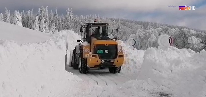 IL-sneg-golija Turisti iz čitave Srbije okupirali Goliju (VIDEO)