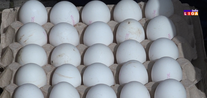 IL-jaja2 Ivanjica: Prodato na stotine hiljada jaja-domaćice se vraćaju starinskom načinu bojenja (VIDEO)