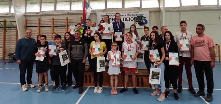 IL-Stoni-tenis-prilike-3 Memorijalni turnir u stonom tenisu ''Marina Pejović'' održan u priličkoj školi