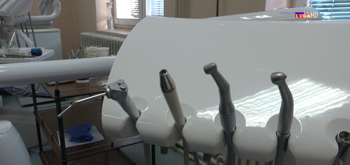 il-stomatolskee-stolice-1 Vredna donacija Ministarstva pravde- Savremene stomatološke stolice za ivanjičko zdravstvo (VIDEO)