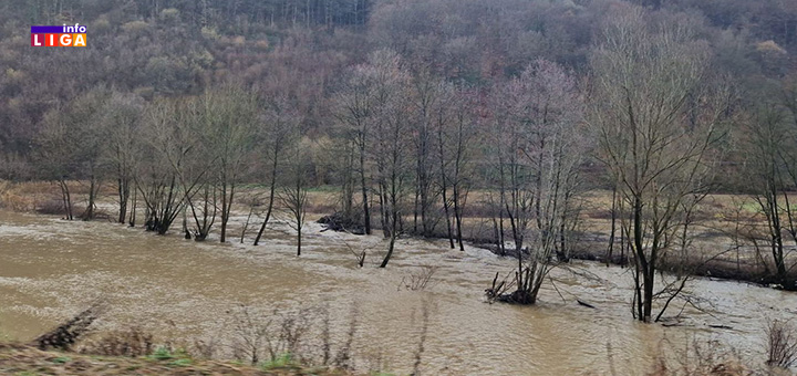 IL-poplava-Lucani- Izlile se reke u Ivanjici, Lučanima i Arilju (VIDEO)