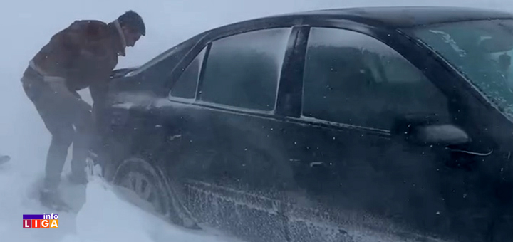 IL-Odvracenica-zaglavljeni-ljudi-2 Haos na Goliji! Desetine automobila zavejano u snežnim smetovima (VIDEO)