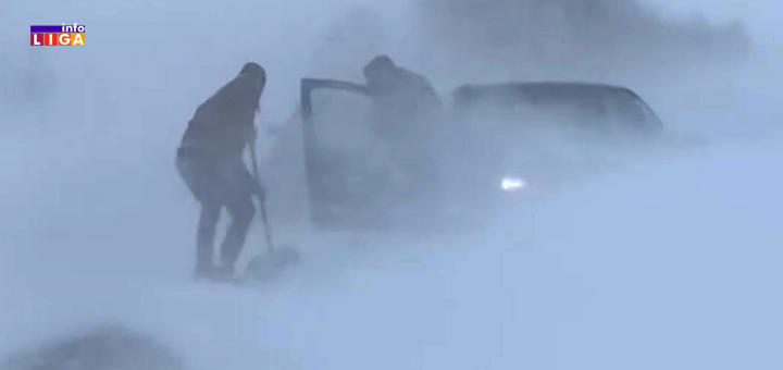 IL-Odvracenica-zaglavljeni-ljudi Haos na Goliji! Desetine automobila zavejano u snežnim smetovima (VIDEO)