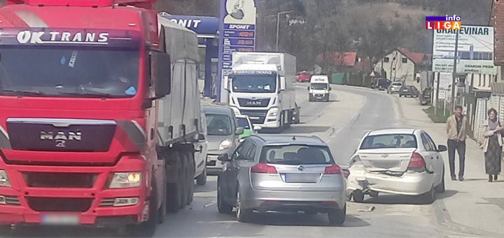 IL-Saobracajna-nezgoda- Saobraćajna nezgoda na ulazu u Ivanjicu (FOTO)