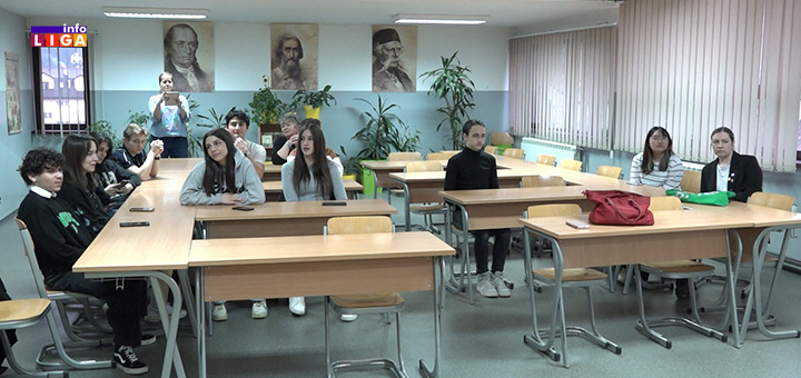 il-milinko-kusic Tinejdžeri iz Italije, Turske i Tajlanda oduševljeni Ivanjicom (VIDEO)