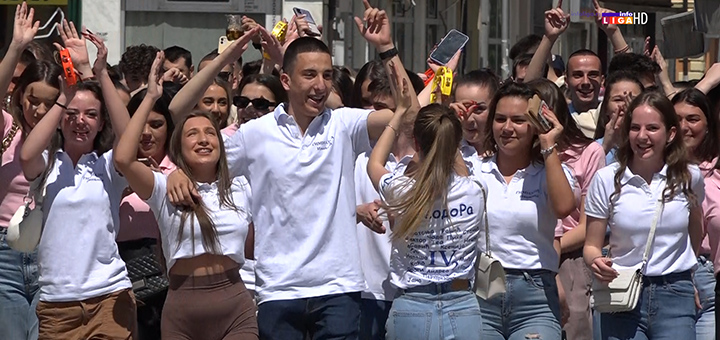IL-Ivanjicki-maturanti-1-1 Gimnazijalci iz Ivanjice proslavili kraj školske godine (VIDEO)
