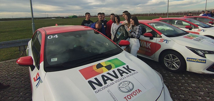 IL-Navak-centar- Za ivanjičke srednjoškolce organizovan trening sigurne vožnje ''Život za mlade vozače'' (VIDEO)