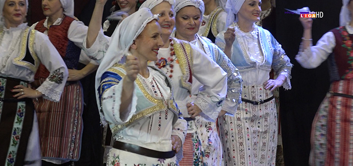 il-kud-moravica1 Spektakularnim koncertom KUD "Moravica" oduševio mnogobrojnu publiku (VIDEO)