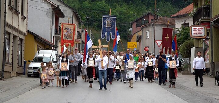 IL-Litija-Ivanjica Ivanjica - Svečana litija povodom praznika Svete Trojice (VIDEO)