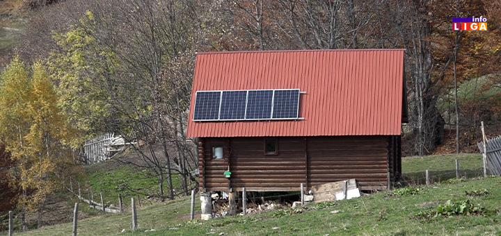 IL-selo-Crcevo-solarni-panel Ostali na dedovini, bave se stočarstvom, školuju decu a struju nemaju (VIDEO)