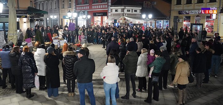 IL-Prikupoljanje-pomoci-studentima ''Čas humanosti" u centru Ivanjice: Pomoć studentima u štrajku (VIDEO)