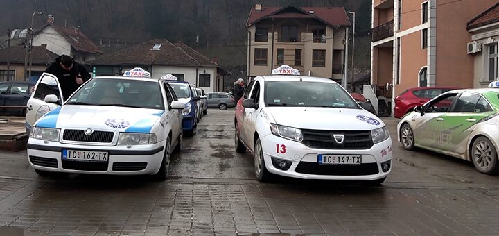 IL-Taksisti-Ivanjica Ivanjički taksisti na ledu (VIDEO)