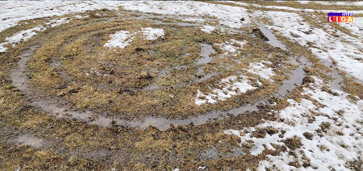 IL-brezova-teren2 Vandali u Katićima: Teren fudbalskog kluba uništen divljanjem četvorotočkaša