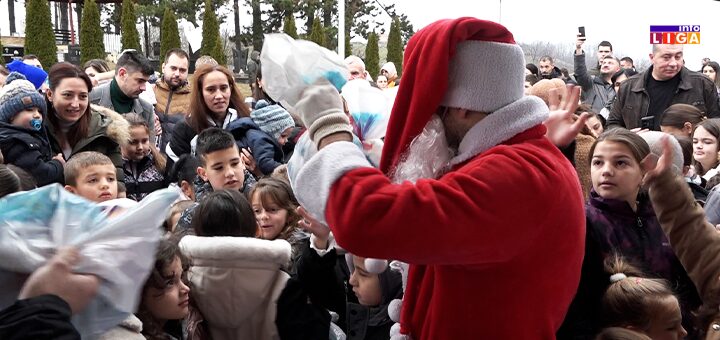 IL-Radaljevo-Detinjici Praznik Detinjci obeležen radošću i dečjim osmesima u porti crkve u Radaljevu (VIDEO)