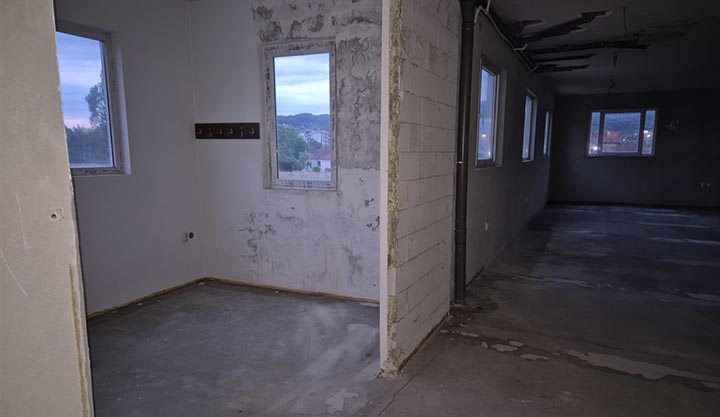 arilje-4 Izdaje se poslovni prostor u Arilju — idealan za magacin, skladište ili malu proizvodnju