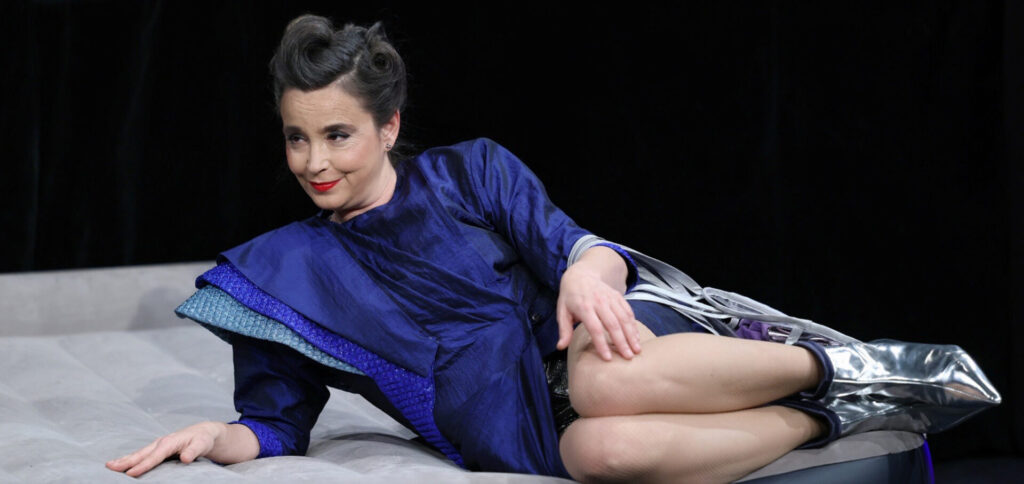 IL-XY0-d-1024x484 Predstava „X + Y = 0“ u Domu kulture u Ivanjici