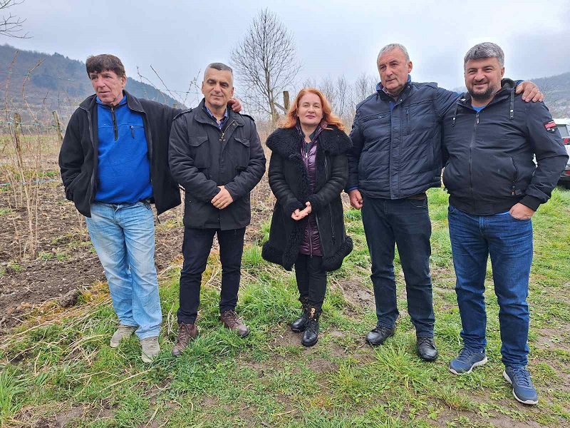 strpci Stručna podrška razvoju malinarstva u Štrpcu