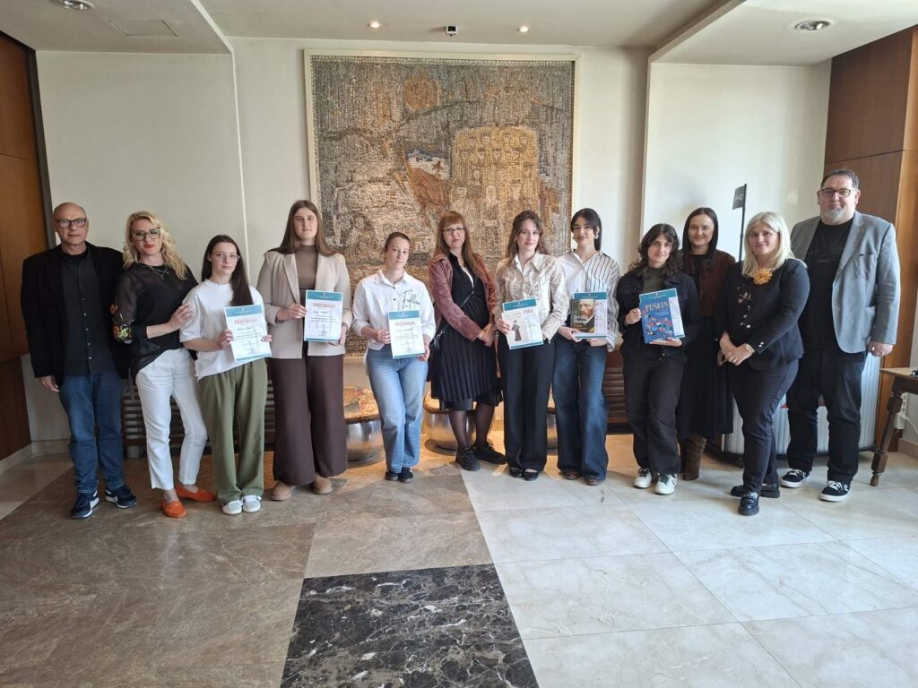 Takmicenje-recitatora-GM-1-1024x768 Proglašeni najbolji recitatori Moravičkog okruga